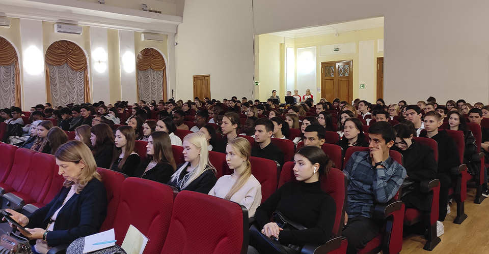 Межнациональные дружественные отношения