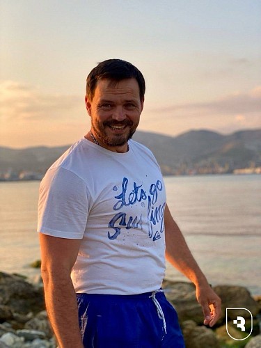Эксперт СГМУ Вадим Федюков рассказал, какие привычки помогут сохранить здоровый позвоночник