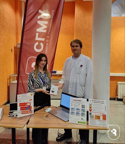 Сотрудники СГМУ представили прототип изделия для ходьбы