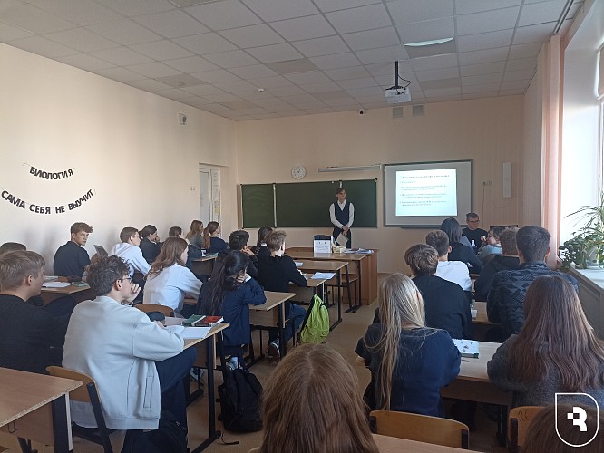 Сотрудники СГМУ провели профориентационные мероприятия 