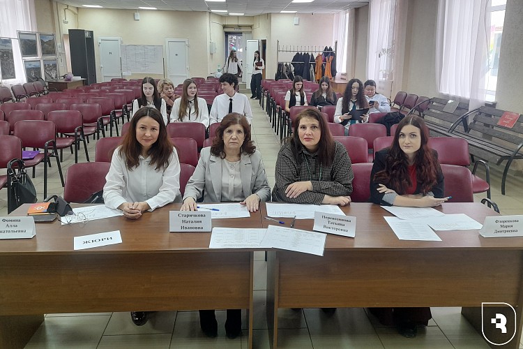 Доцент СГМУ в жюри областной конференции