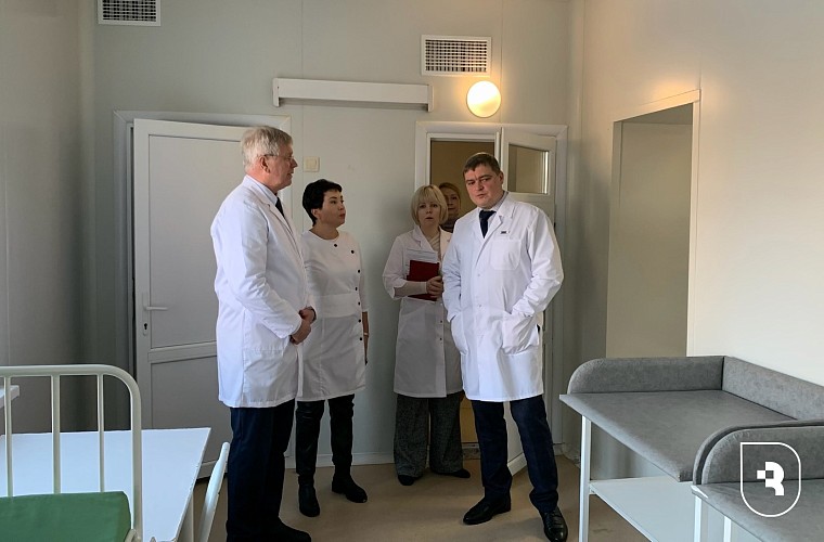 На заседании медицинского совета в УКБ №4 обсудили новейшие технологии в лечении ментального здоровья детей