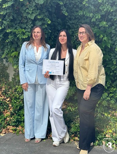 Сотрудница Клиники стоматологии проходит стажировку в Австрии