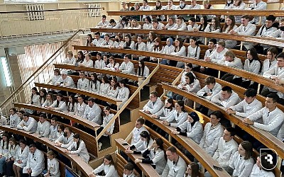 Саратовский медицинский университет становится популярным среди выпускников с высокими баллами