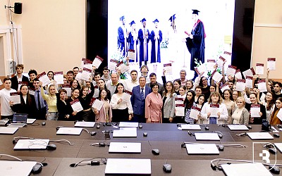 В Саратовском медуниверситете прошло торжественное вручение сертификатов «Школы Мастерства» Института клинической медицины