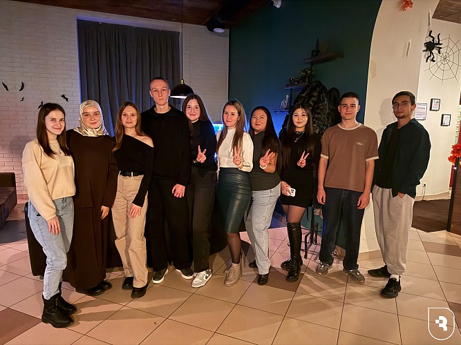 Студенты СГМУ собрались для игры в «Мафию»