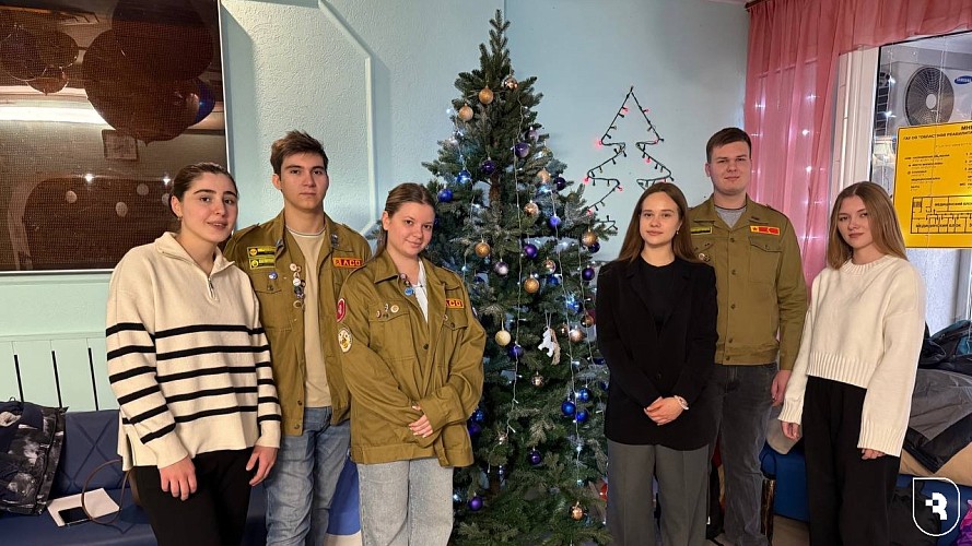 Новый год для детей в реабилитационном центре