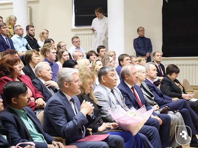 В Саратовский медуниверситет съехались ведущие эксперты страны и зарубежья