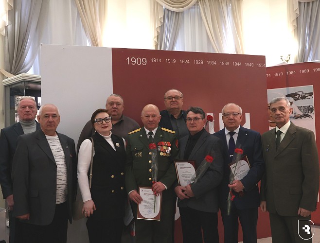 В СГМУ наградили ветеранов 