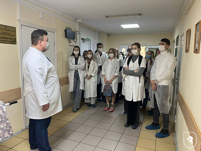PRO-карьера: экскурсия в мир медицины