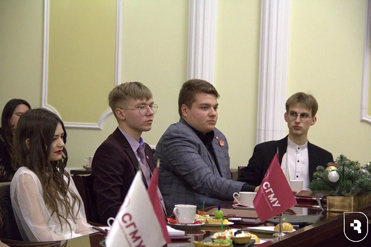 «Поколение R»