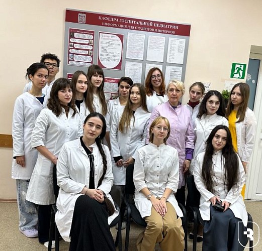 В СГМУ прошло Межрегиональное заседание СНК с международным участием